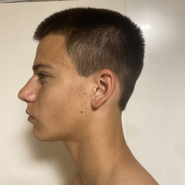 modelka s ID 04017RKZAL p019