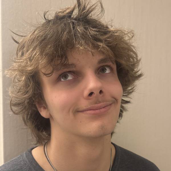 modelka s ID 04018395A8 p017