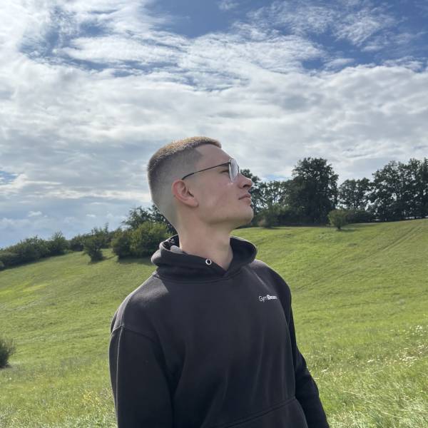 modelka s ID 04018SD064 p018