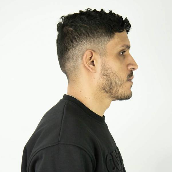 modelka s ID 040191SOQJ p019