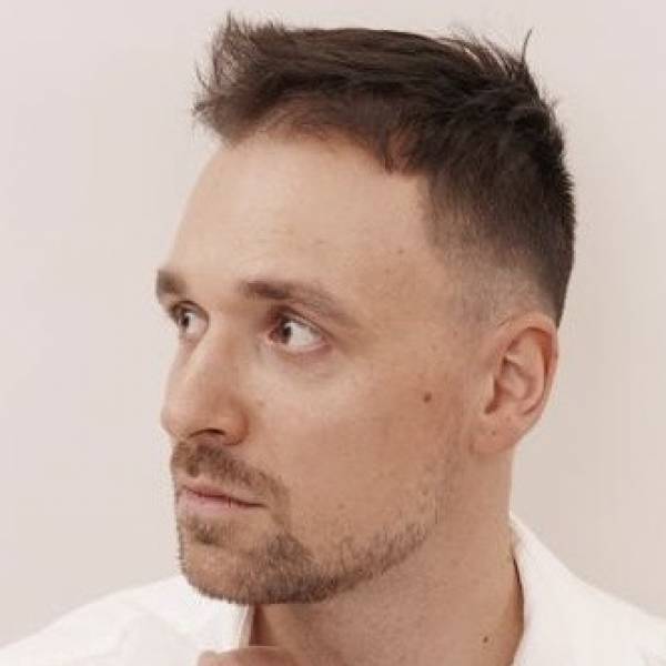 modelka s ID 0401AEYITF p016