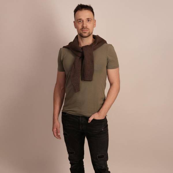 modelka s ID 0401AEYITF p018