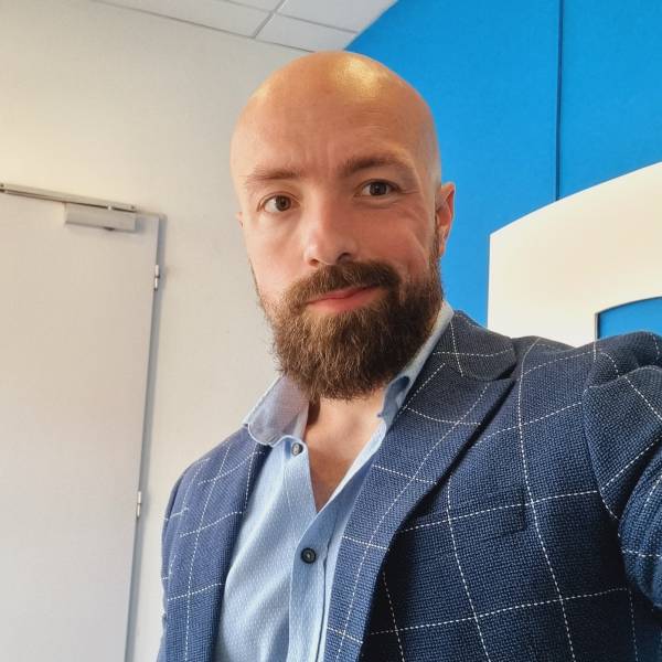 modelka s ID 0401APUIN2 p016