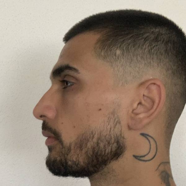 modelka s ID 0401AT7SPT p019