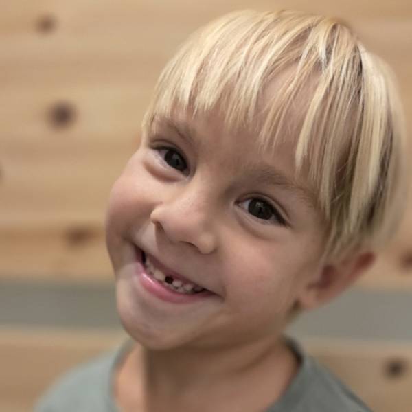 modelka s ID 0401AWSWGF p017