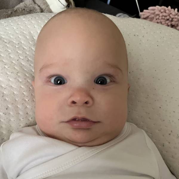 modelka s ID 0401B0UJMA p016