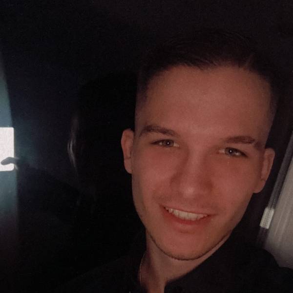 modelka s ID 0401BU0NYK p016