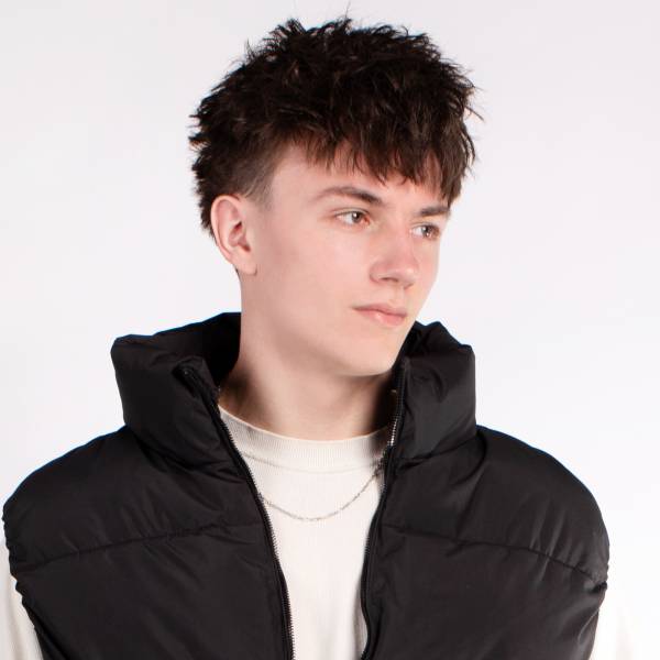 modelka s ID 0401DB1VJI p019