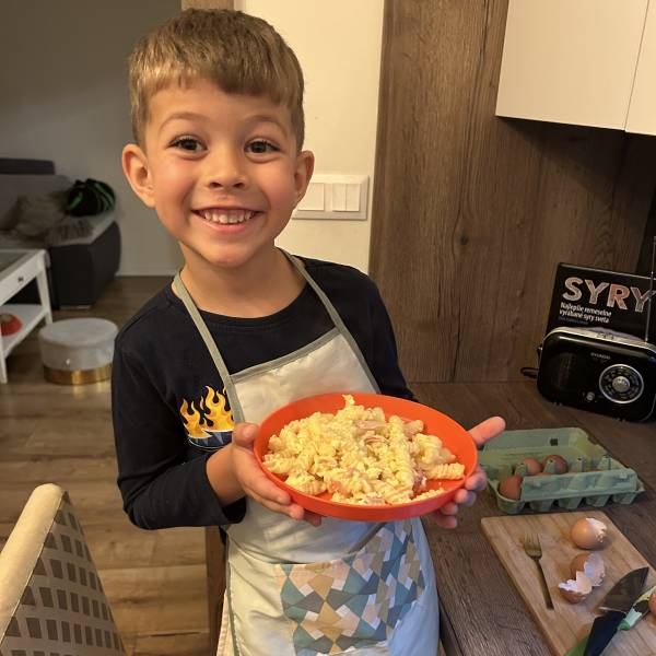 modelka s ID 0401ETNG1X p017