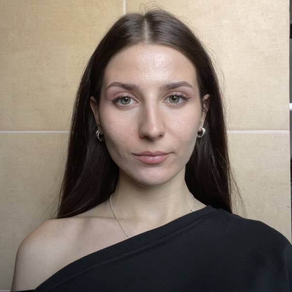 modelka s ID 0401FC2VAY p016