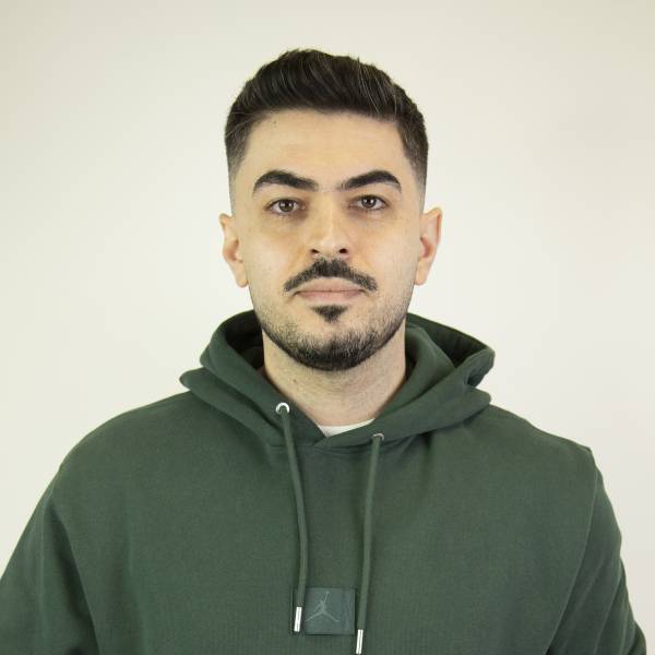 modelka s ID 0401FF8ZYR p016