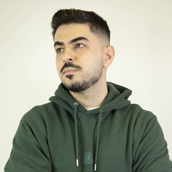 modelka s ID 0401FF8ZYR p019