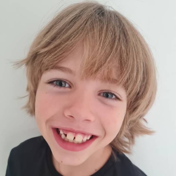 modelka s ID 0401FJT8B0 p017