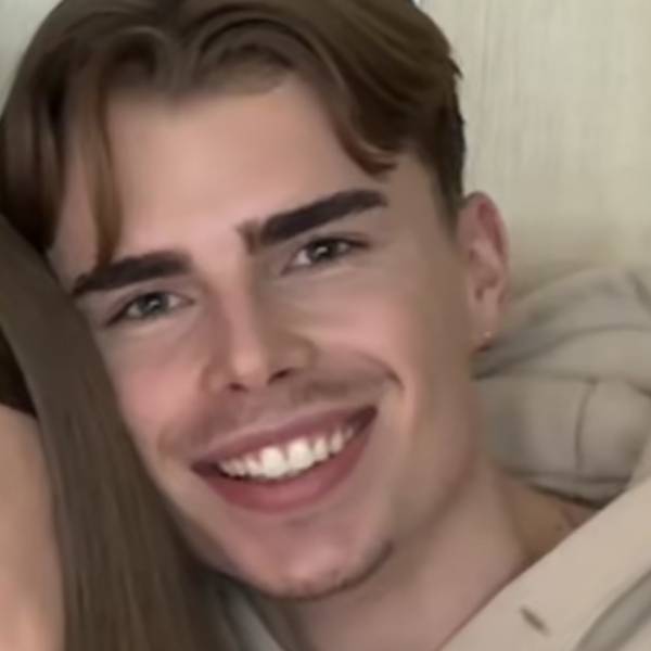 modelka s ID 0401G2B6QB p017