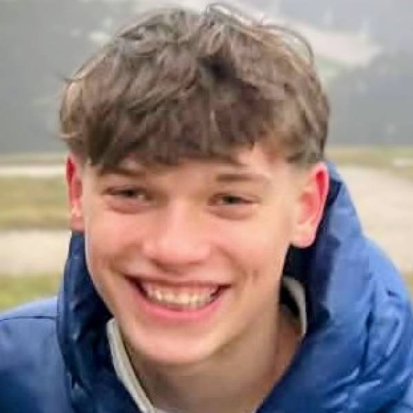 modelka s ID 0401GMM7ZO p017