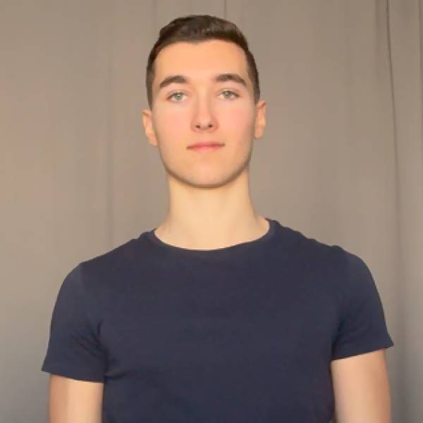 modelka s ID 0401GO1E8Q p016