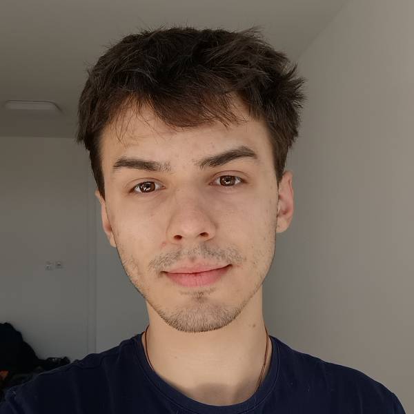 modelka s ID 0401HHHG6E p017