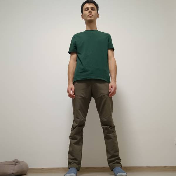 modelka s ID 0401HHHG6E p019