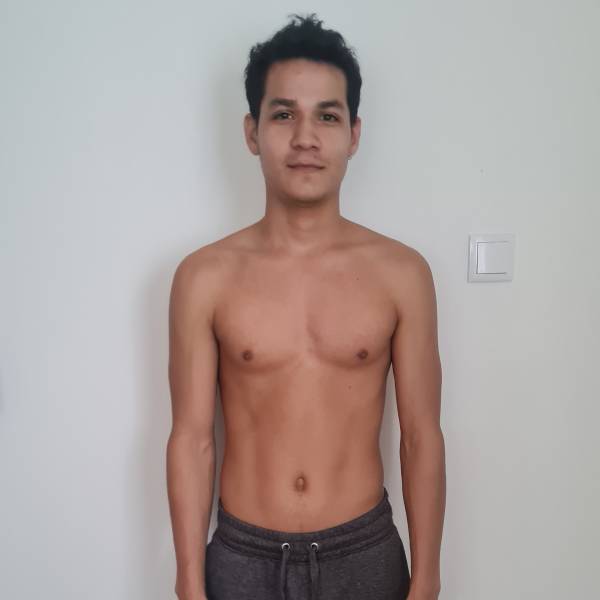 modelka s ID 0401HX5NQ2 p018