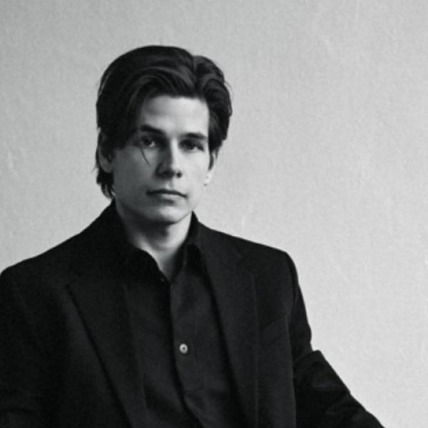 modelka s ID 0401I0JDR0 p016