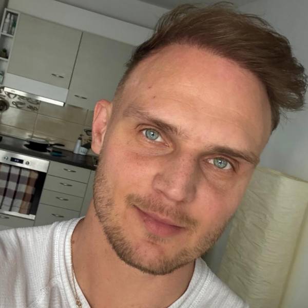 modelka s ID 0401I3MAQP p017