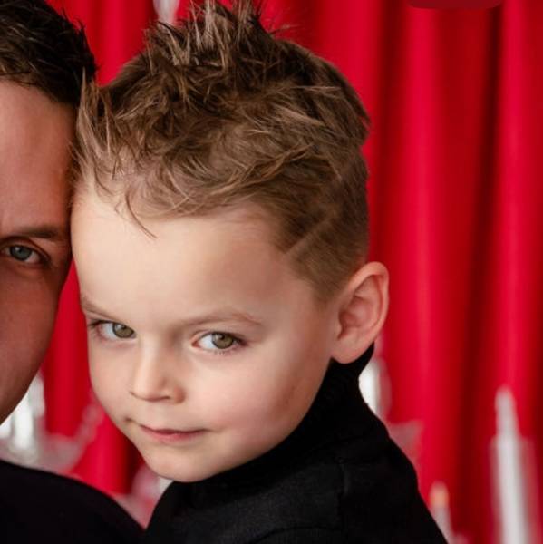 modelka s ID 0401I4CX9G p019