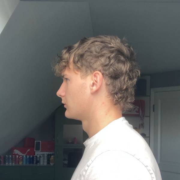 modelka s ID 0401ITYRCQ p019