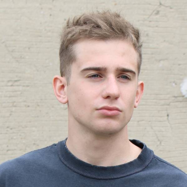 modelka s ID 0401JVEBF1 p019