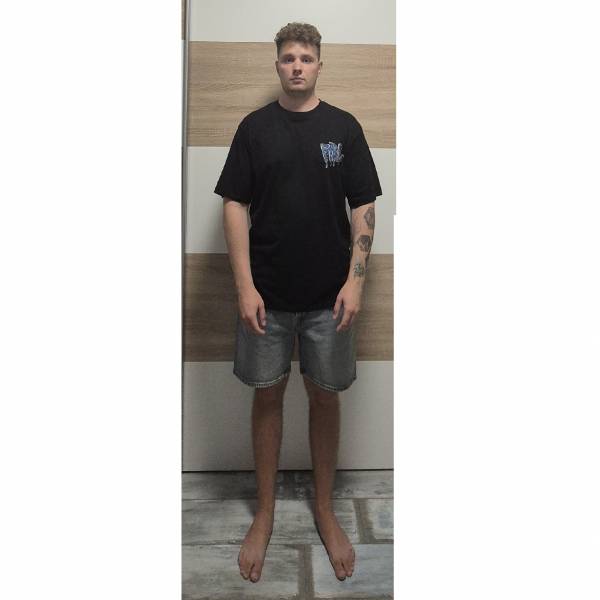 modelka s ID 0401JX7KJ8 p018