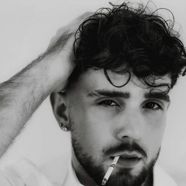 modelka s ID 0401L8Y5NC p016