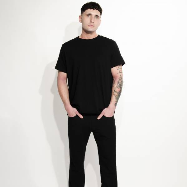 modelka s ID 0401MWBEA7 p018