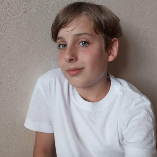 modelka s ID 0401NBJ860 p019