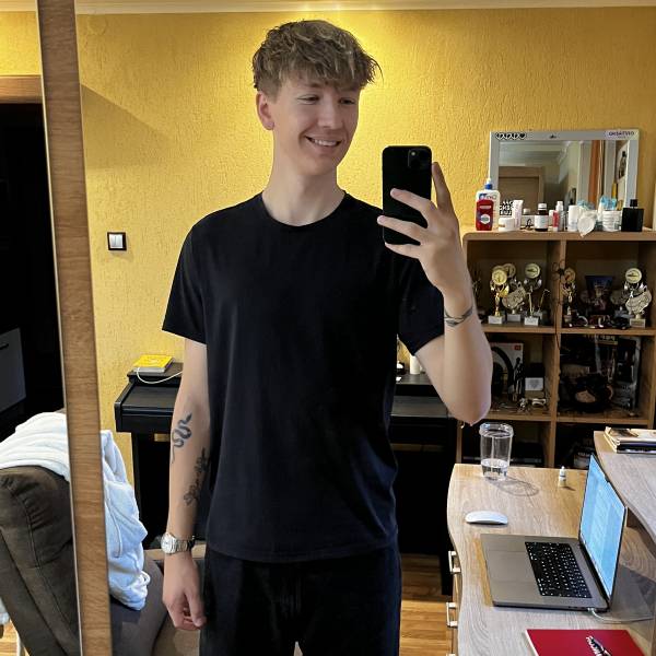 modelka s ID 0401OEP0EU p018