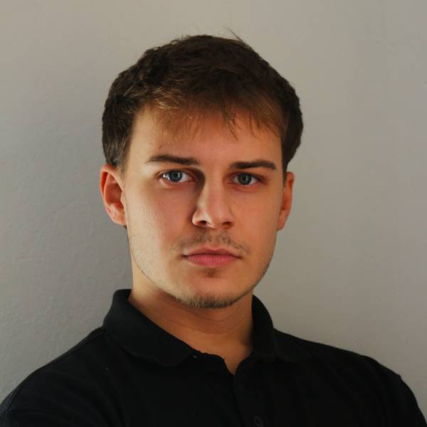 modelka s ID 0401OH3ZVS p016