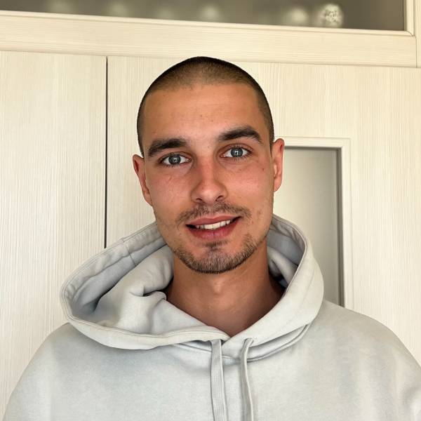 modelka s ID 0401OKKXYB p017