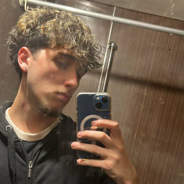 modelka s ID 0401PZVREA p019