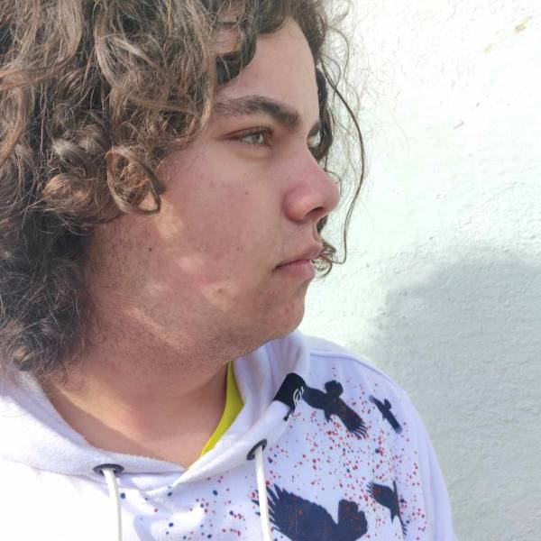 modelka s ID 0401QHEBY9 p019