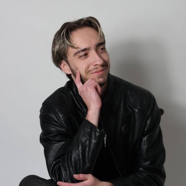 modelka s ID 0401RF5O7I p017