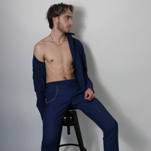 modelka s ID 0401RF5O7I p018