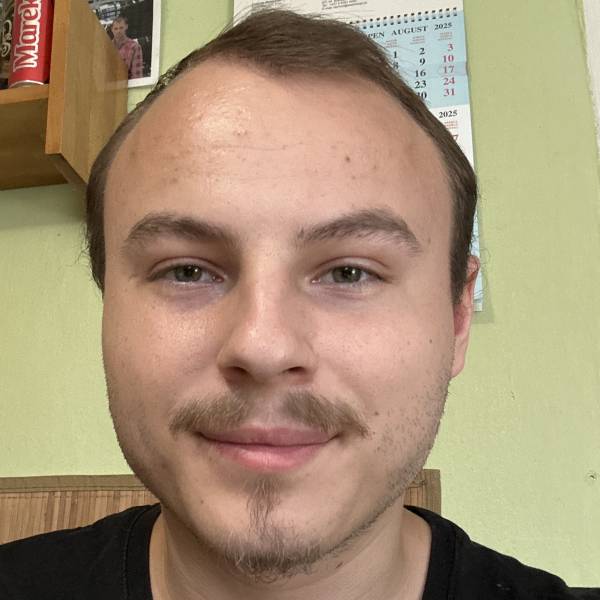 modelka s ID 0401RY77JY p017