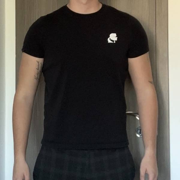 modelka s ID 0401SAJBLU p018