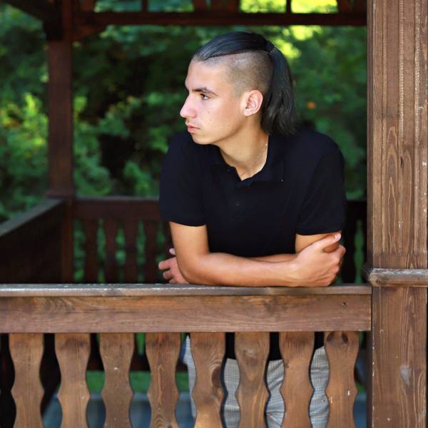 modelka s ID 0401SNKW9Y p019