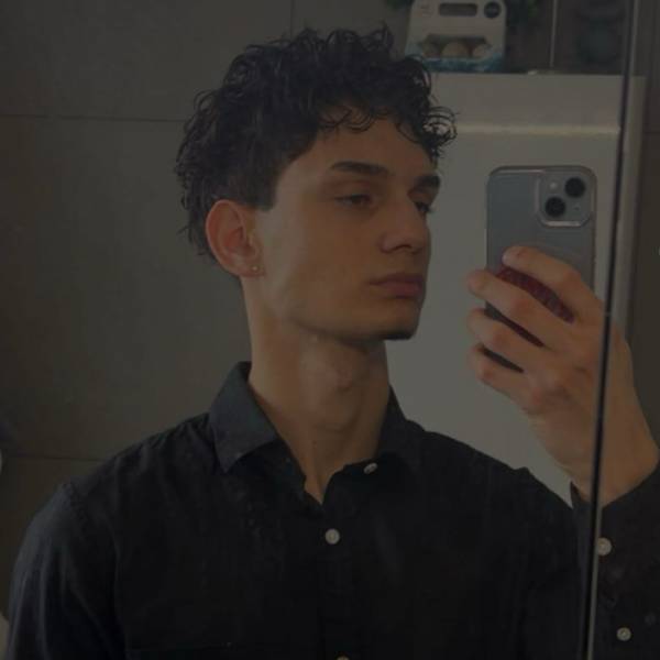 modelka s ID 0401UGPTCA p019