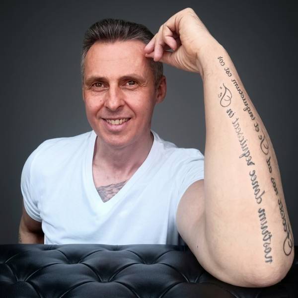 modelka s ID 0401VS7X2E p017