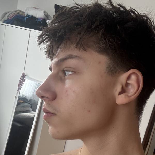 modelka s ID 0401X8D3W9 p019