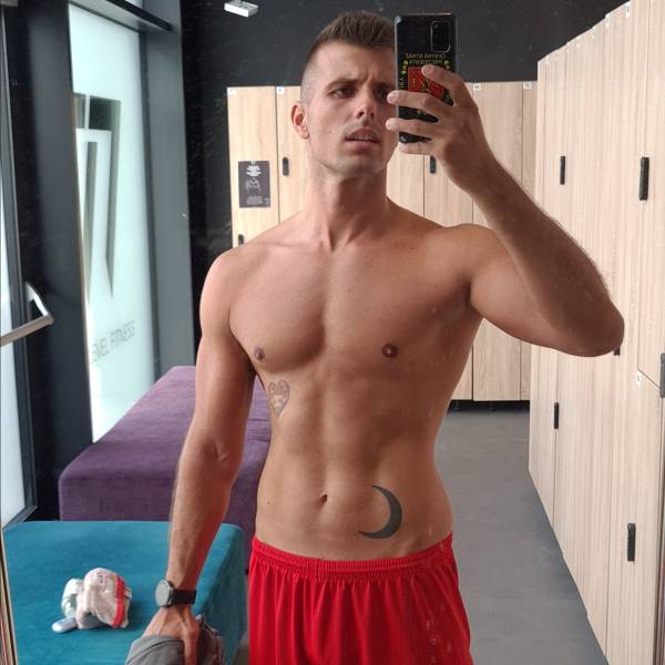 modelka s ID 0401XBVD0C p018