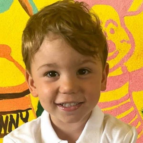 modelka s ID 0401YZFLQO p017