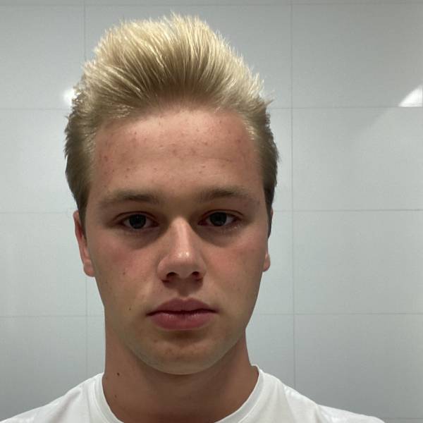 modelka s ID 0401ZBQDZ4 p016