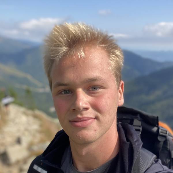 modelka s ID 0401ZBQDZ4 p017