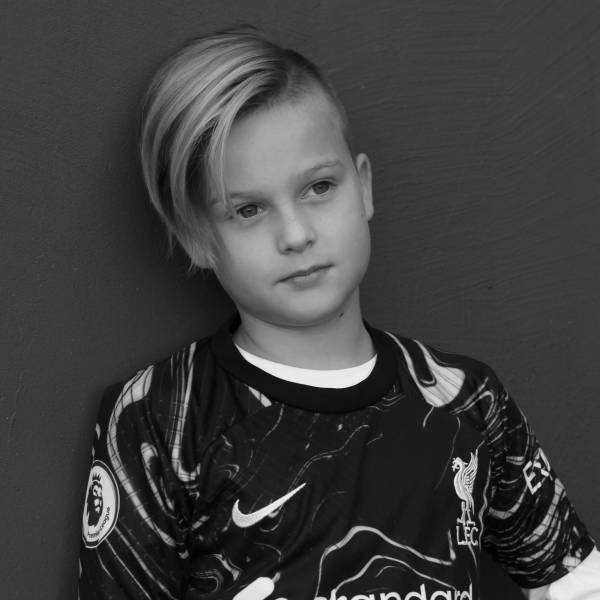 modelka s ID 0401ZG28GR p016